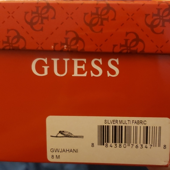 Guess Gwjahani Slip on Sandals - Picture 4 of 5